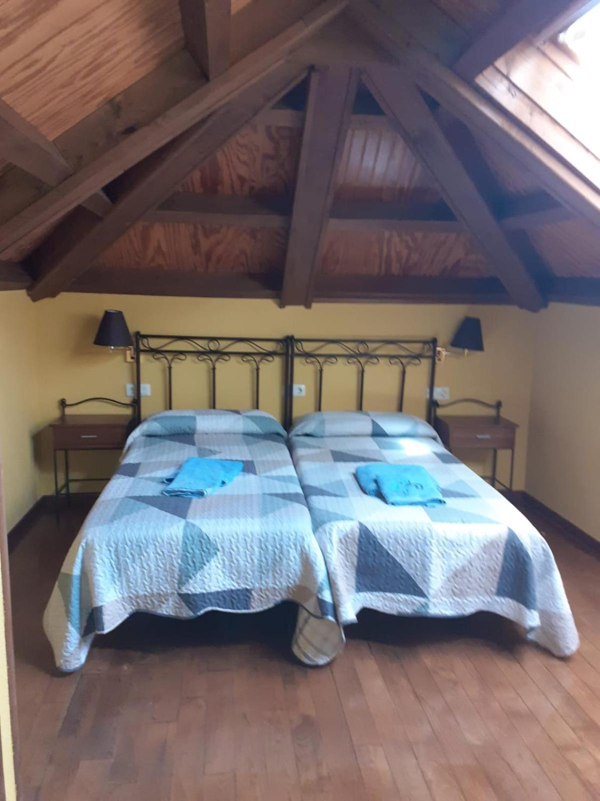 Casa Oso 1 Apartment Pola de Somiedo Ngoại thất bức ảnh
