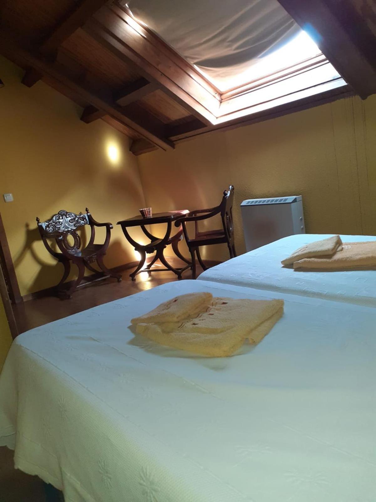 Casa Oso 1 Apartment Pola de Somiedo Ngoại thất bức ảnh