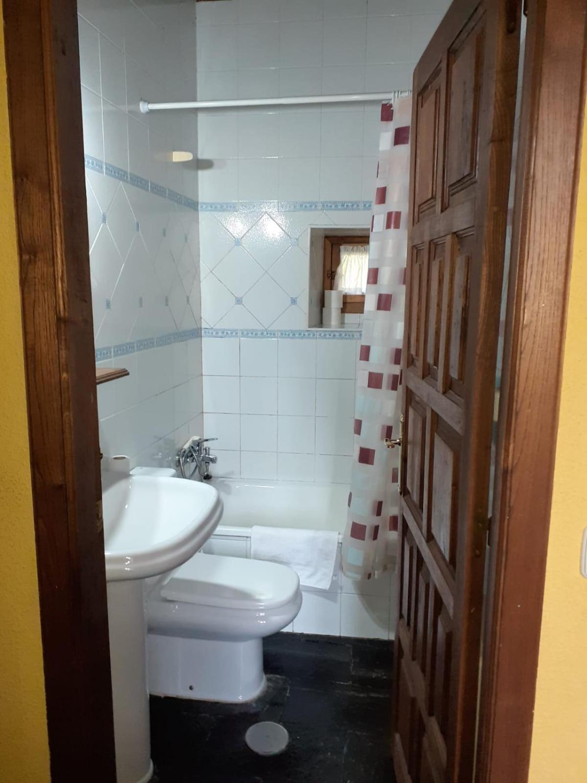Casa Oso 1 Apartment Pola de Somiedo Ngoại thất bức ảnh