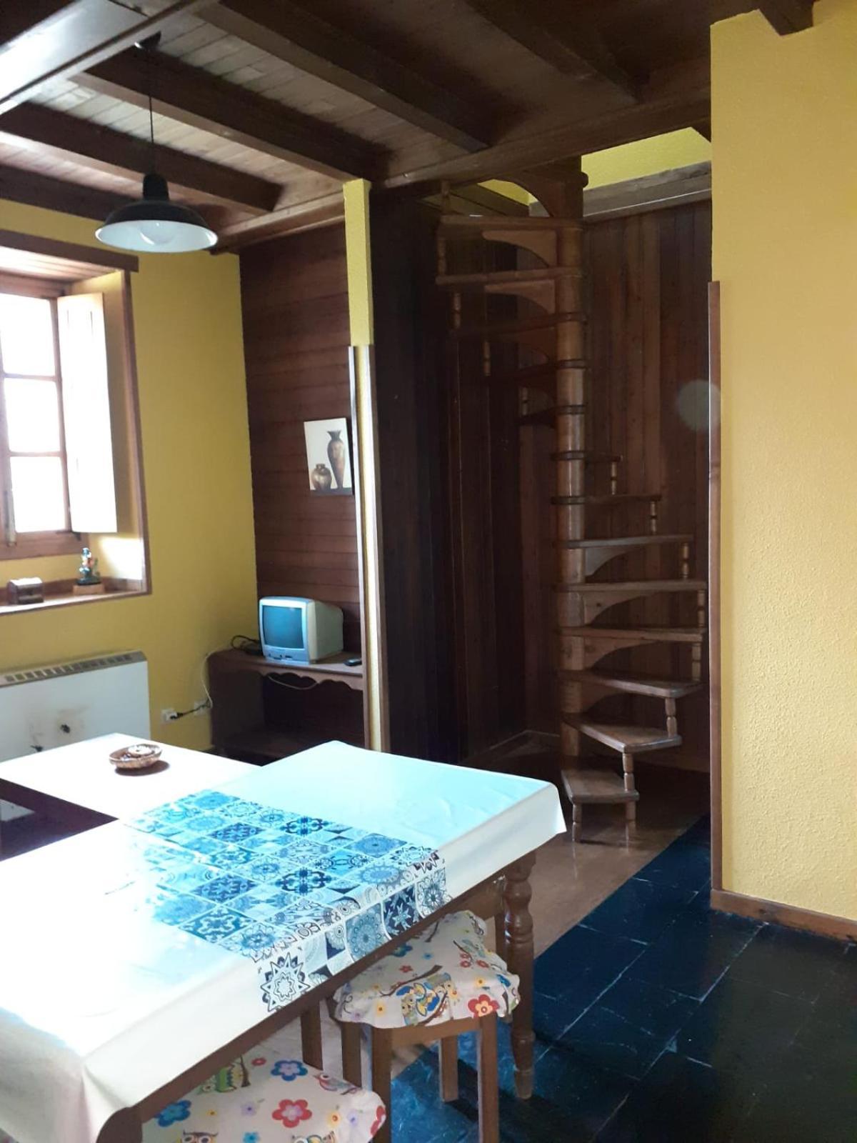 Casa Oso 1 Apartment Pola de Somiedo Ngoại thất bức ảnh